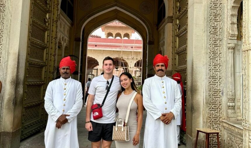 Book India Tours Online with Confidence – Complete Travel Booking Guide